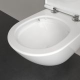 Miska Podwieszana Universo TwistFlush + Deska Wolnopadająca Combi-Pack 4670T901 Villeroy&Boch