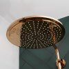 złota deszczownica prysznicowa grohe euphoria w łazience ze złotą armaturą