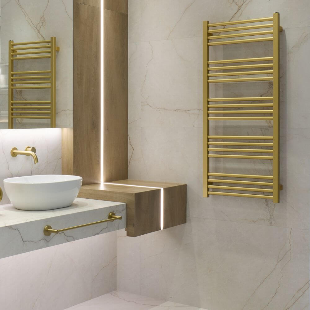 Łazienka w ciepłych tonacjach Venice Ivory Ceramica Limone