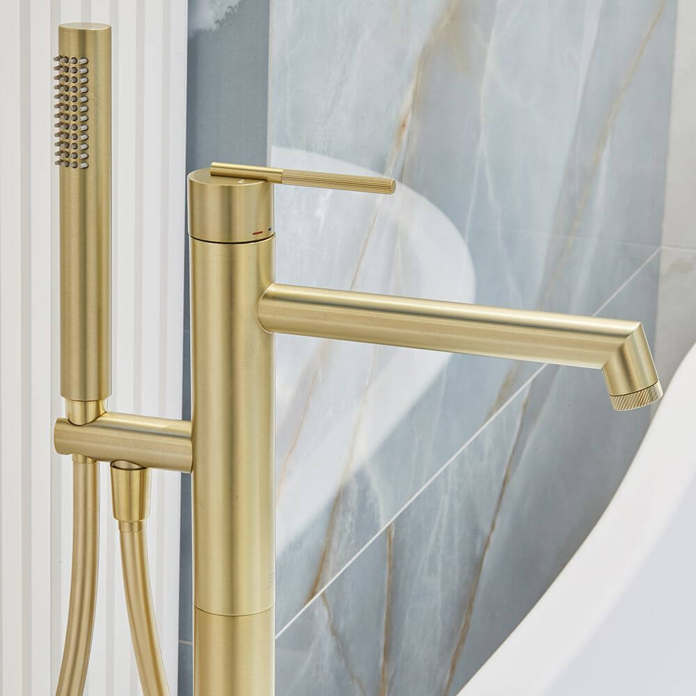 Aranżacja w stylu modern classic w odcieniach błękitu Bunkyo
