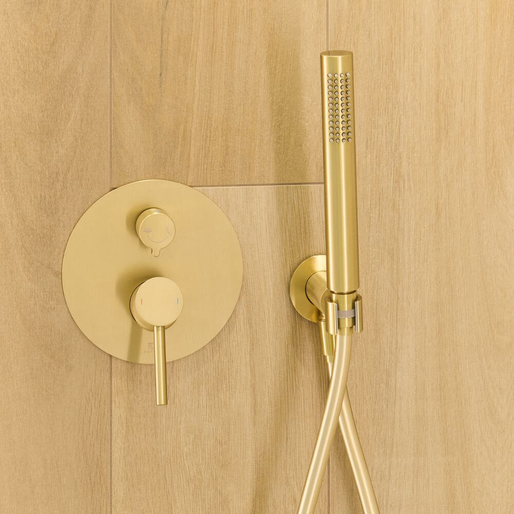 Łazienka w ciepłych tonacjach Venice Ivory Ceramica Limone